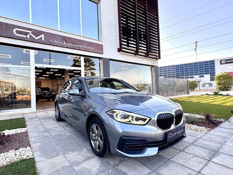 Usado BMW 116 116 HP (85 kW) 2022 Azul Citadino