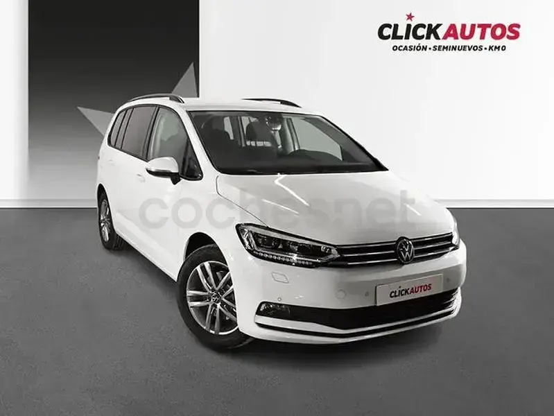 Usado VW Touran 150 CV (110 kW) 2025 Blanco Monovolumen