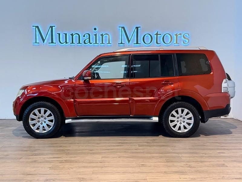 Usado Mitsubishi Montero Motion 200 CV (147 kW) 2010 Rojo SUV