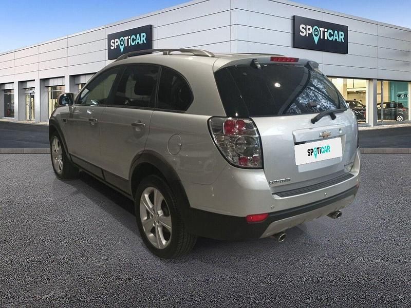 Usado Chevrolet Captiva LTZ 184 CV (135 kW) 2012 Gris SUV