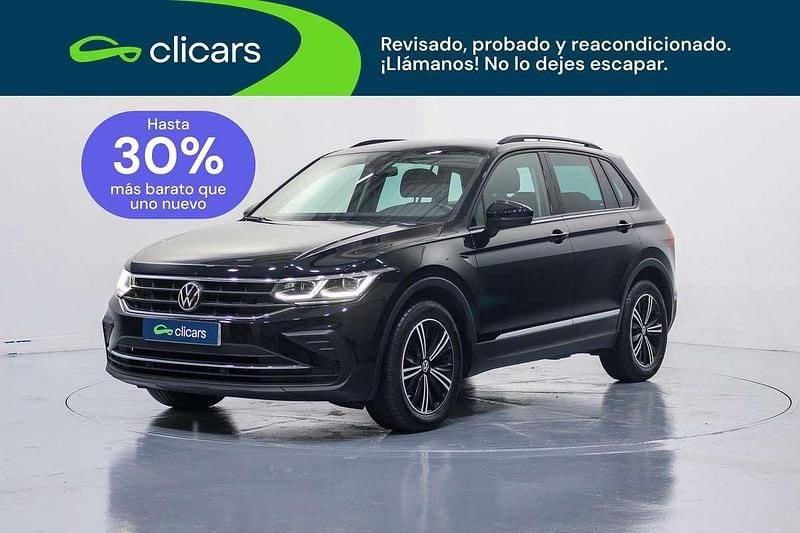 Usado VW Tiguan Life 150 CV (110 kW) 2022 Negro SUV