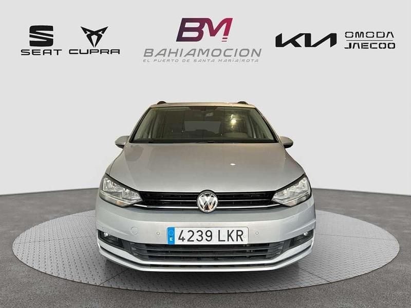 Usado VW Touran Business 116 CV (85 kW) 2020 Plateado Monovolumen