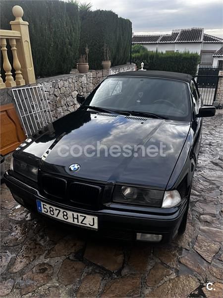 Usado BMW 318 Cabriolet 115 CV (84 kW) 1999 Negro Descapotable