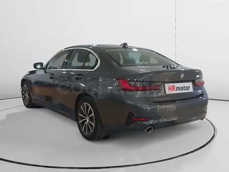 Usado BMW 320 Advantage 190 CV (139 kW) 2026 Gris / plata Berlina