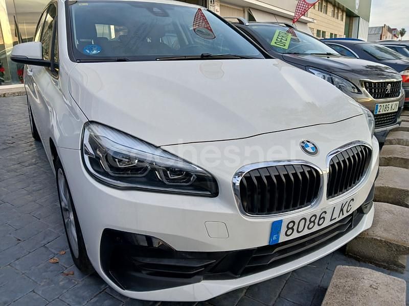 Blanco Usado 2020 BMW 225 Active Tourer iPerformance Monovolumen | 17.900 € (Un poco caro) - Imagen 1/4