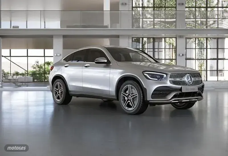 Usado Mercedes GLC220 194 CV (142 kW) 2019 Plateado SUV