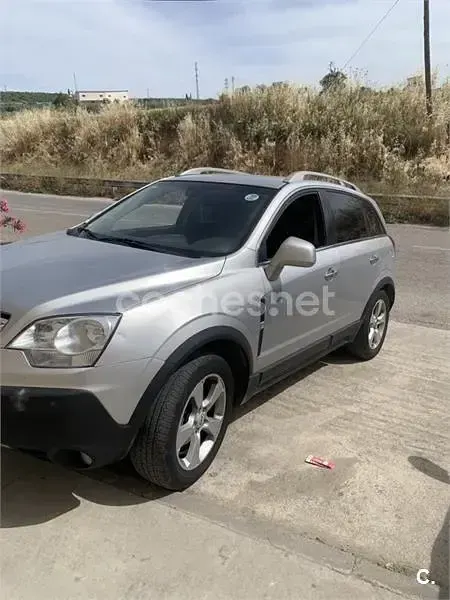 Usado Opel Antara Cosmo 150 CV (110 kW) 2007 Gris / plata SUV