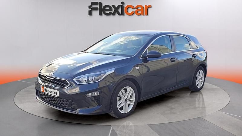 Używany Kia Ceed 120 KM (88 kW) 2019 Czarny Hatchback