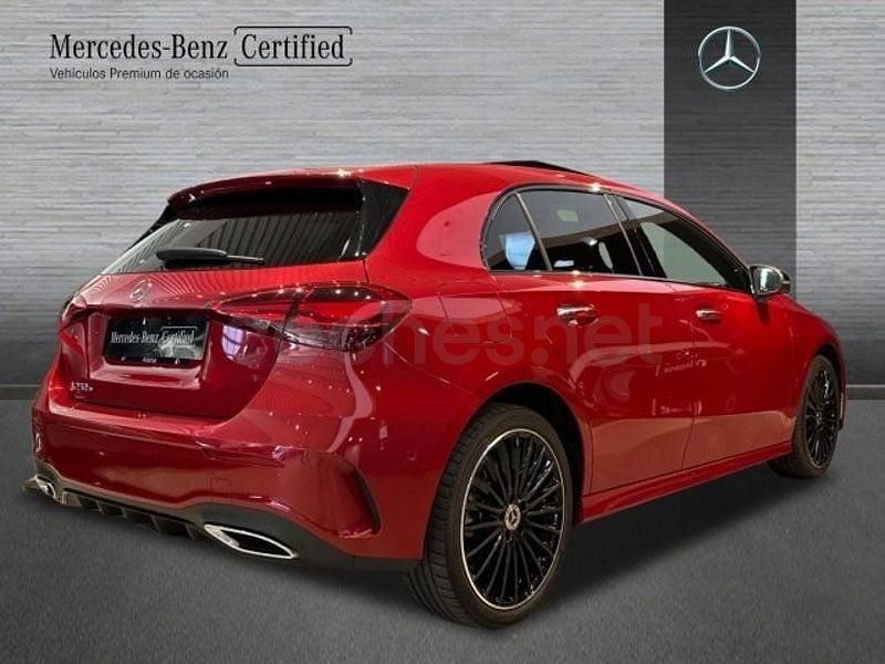Usado Mercedes A250 AMG line 218 CV (160 kW) 2023 Manufaktur rojo patagonia Berlina