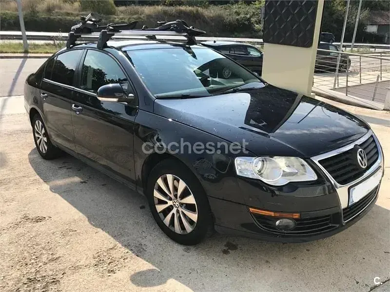 Usado VW Passat Advance 110 CV (80 kW) 2009 Negro Berlina