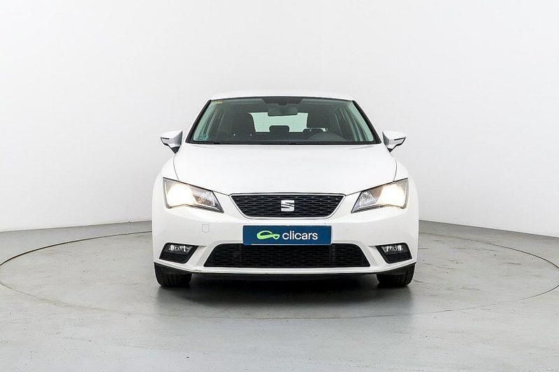 Usado Seat Leon Style 125 CV (91 kW) 2016 Blanco Berlina