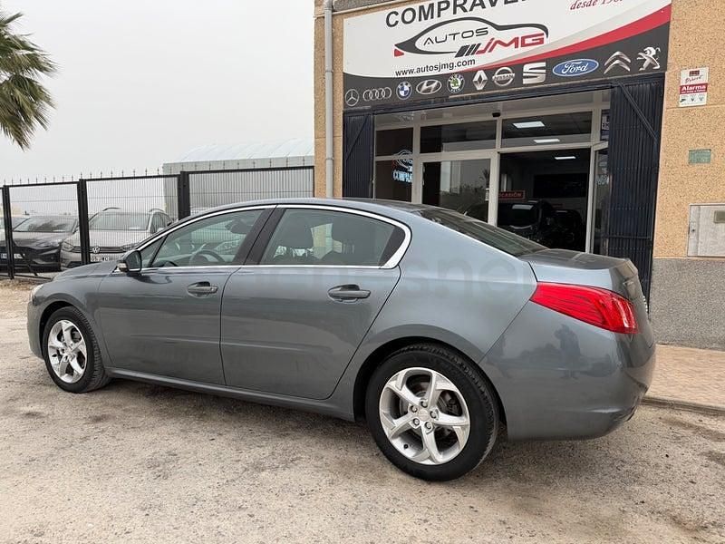 Usado Peugeot 508 Active 140 CV (102 kW) 2012 Gris / plata Berlina