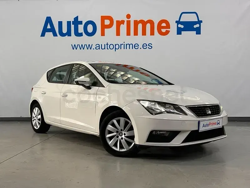 Usado Seat Leon Reference 115 CV (84 kW) 2018 Blanco Berlina