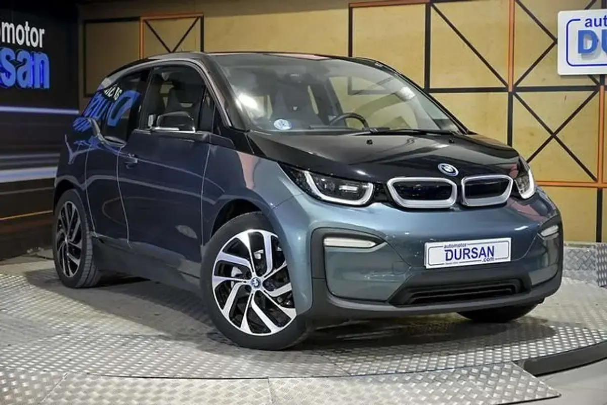 Używany BMW i3 125 kW (170 KM) 2021 Niebieski Hatchback