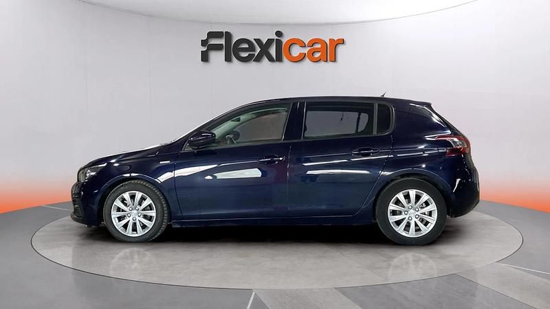 Usado Peugeot 308 Access 131 CV (96 kW) 2020 Azul Utilitario