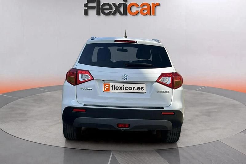 Usado Suzuki Vitara GL 121 CV (88 kW) 2017 Blanco SUV