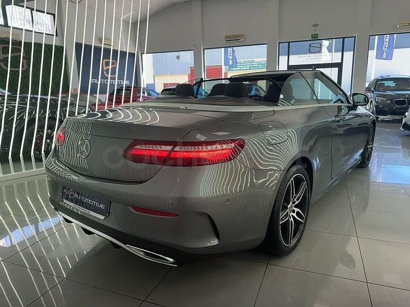 Usado Mercedes E400 330 CV (242 kW) 2021 Gris / plata Descapotable
