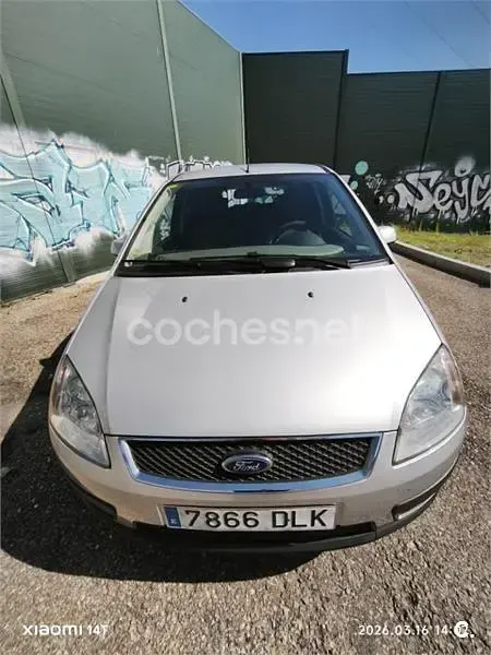 Usado Ford C-MAX Trend 100 CV (73 kW) 2005 Gris / plata Monovolumen