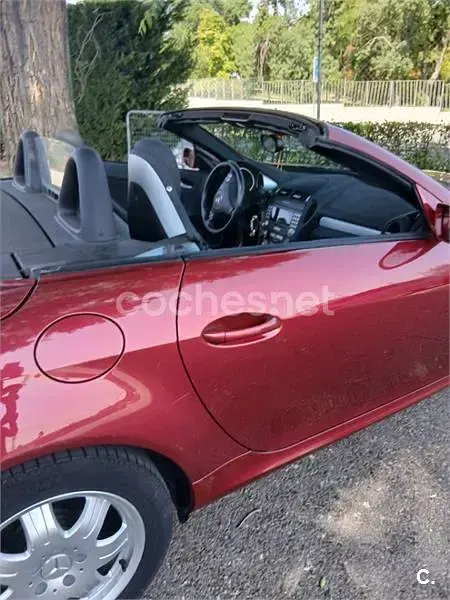 Usado Mercedes SLK200 163 CV (119 kW) 2005 Granate Descapotable