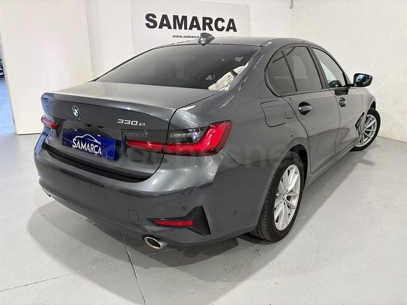 Usado BMW 330e 292 CV (214 kW) 2021 Gris Berlina