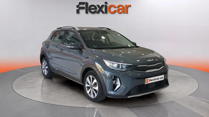 Usado Kia Stonic 120 HP (88 kW) 2021 Cinzento SUV