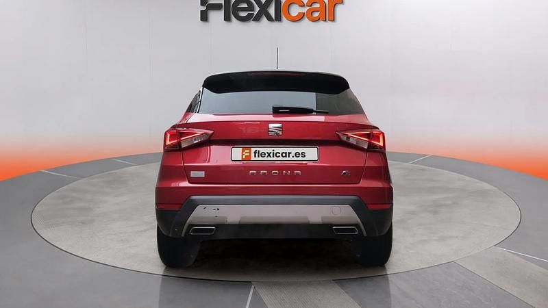 Usado Seat Arona FR 150 CV (110 kW) 2019 Rojo SUV