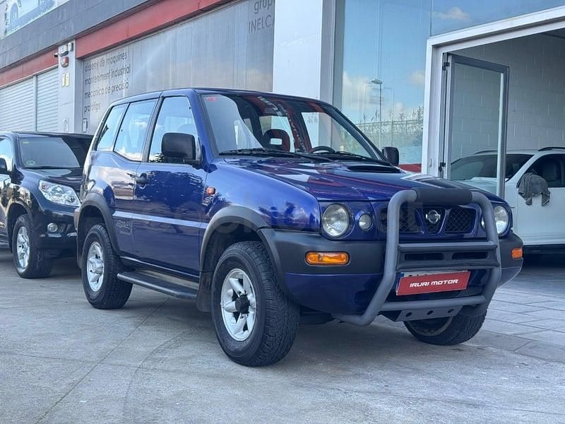 Begagnad Nissan Terrano 125 HK (91 kW) 1998 Blå SUV