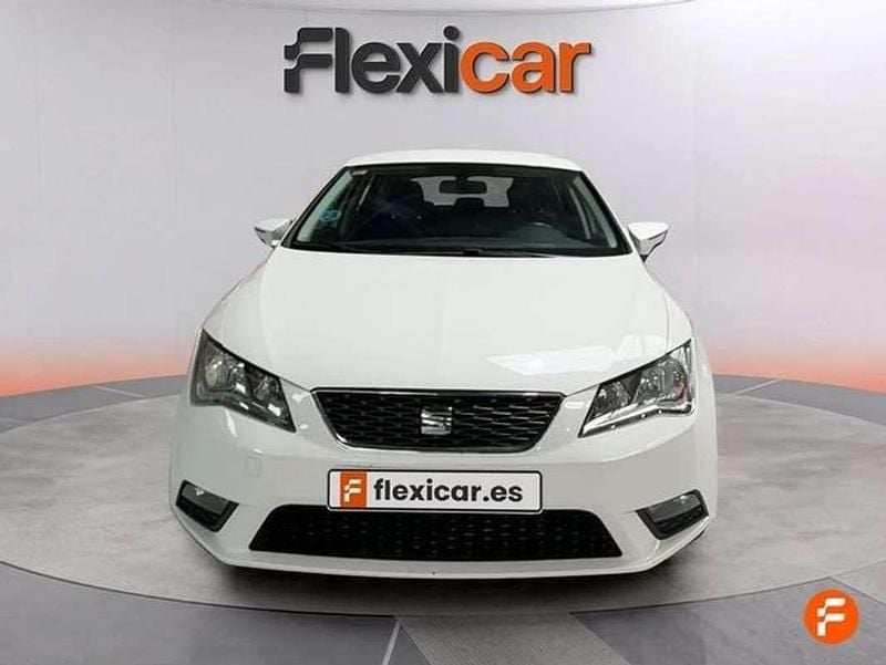 Usado Seat Leon ST Reference 110 CV (80 kW) 2017 Blanco Familiar