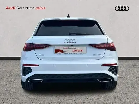 Usado Audi A3 S-Line 150 CV (110 kW) 2023 Blanco Berlina