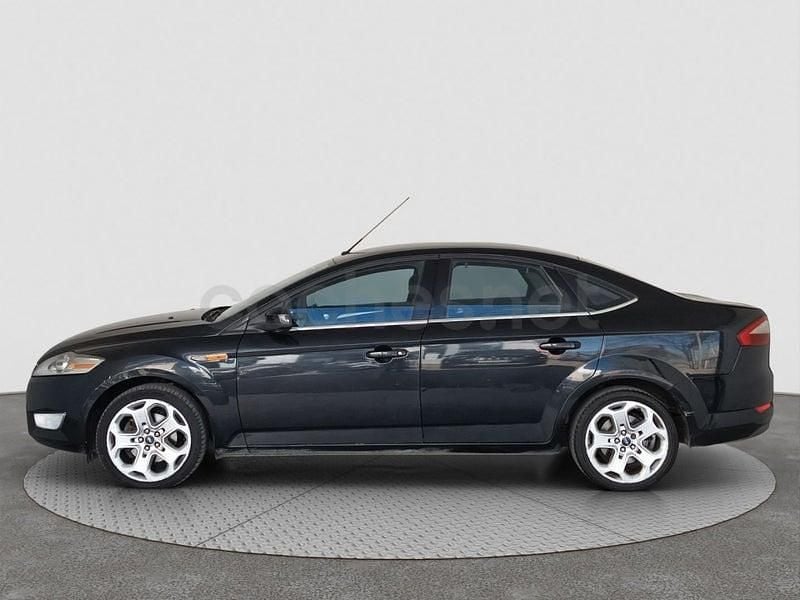 Usado Ford Mondeo Trend 140 CV (102 kW) 2008 Negro Berlina