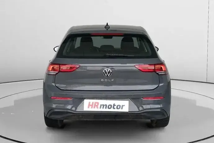 Usado VW Golf VIII Life 110 CV (80 kW) 2024