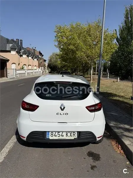 Usado Renault Clio IV Business 90 CV (66 kW) 2019 Blanco Berlina
