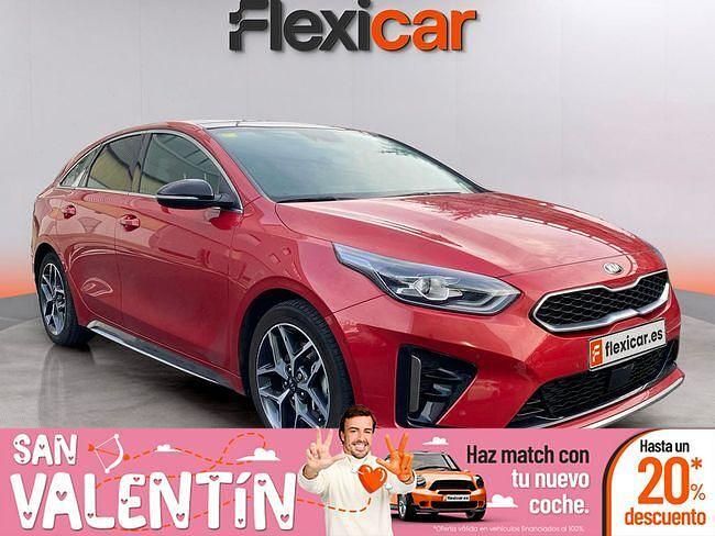 Usado Kia ProCeed GT-Line 140 CV (102 kW) 2020 Rojo Familiar
