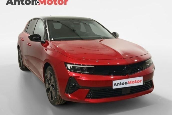 Używany Opel Astra 114 kW (156 KM) 2024
