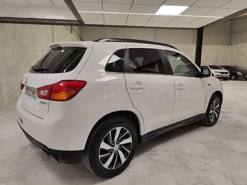 Usado Mitsubishi ASX Motion 116 CV (85 kW) 2015 Blanco SUV