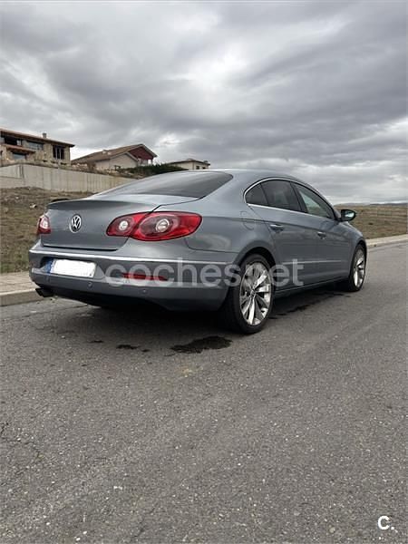 Usado VW Passat 140 CV (102 kW) 2009 Gris / plata Berlina