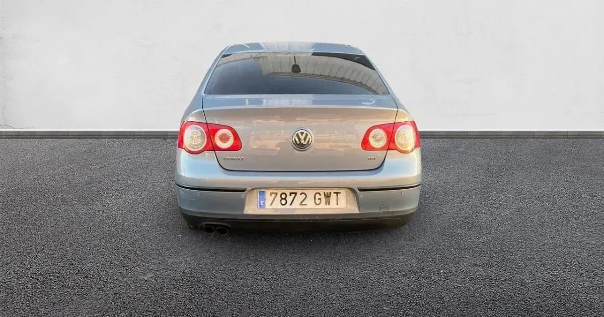 Usado VW Passat Advance 110 CV (80 kW) 2010