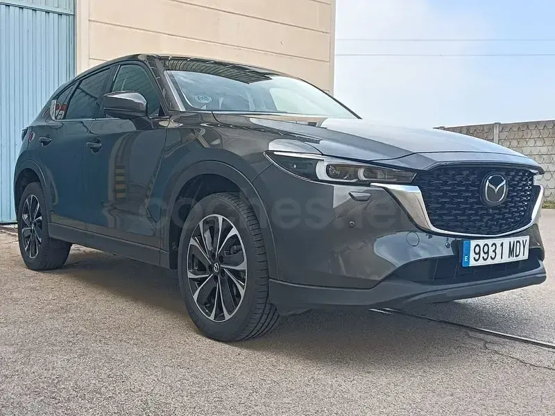 Usado Mazda CX-5 165 CV (121 kW) 2023 Gris / plata SUV