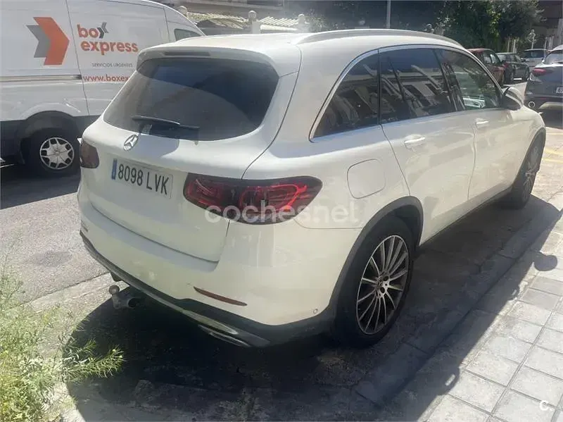Usado Mercedes GLC300 245 CV (180 kW) 2019 Blanco SUV