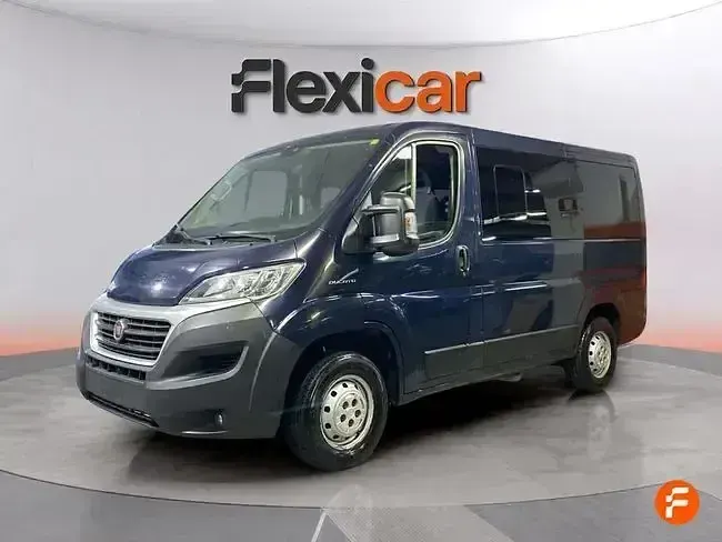 Usado Fiat Ducato 150 CV (110 kW) 2018 Azul Van
