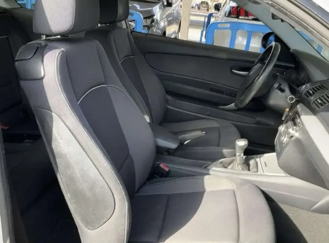 Usado BMW 120 Coupé 177 CV (130 kW) 2008 Gris Coupe