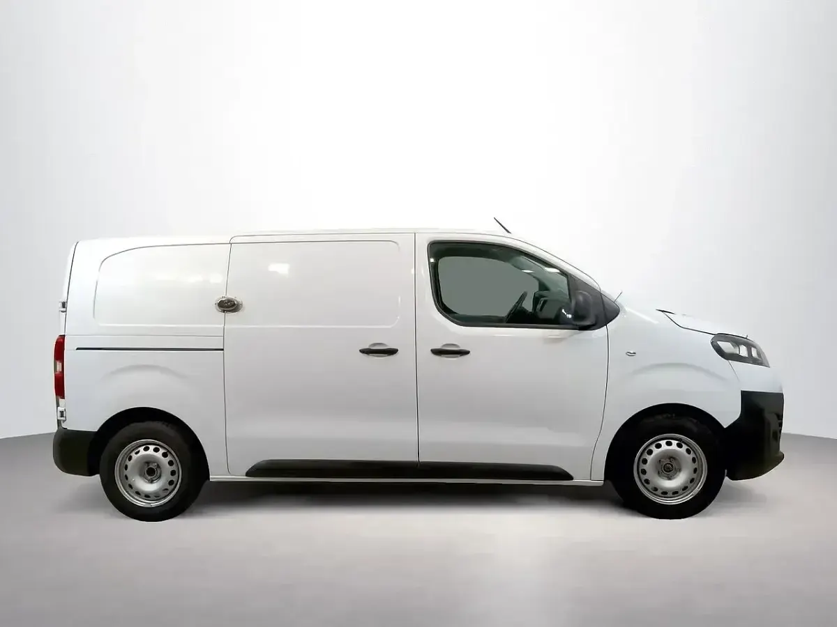 Usado Fiat Scudo Business 102 CV (75 kW) 2023 Blanco Van