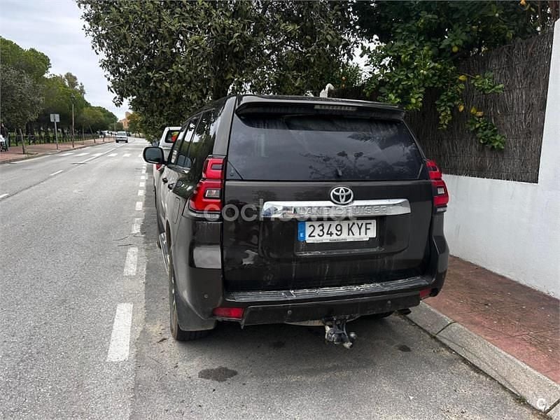 Usado Toyota Land Cruiser Limited 177 CV (130 kW) 2019 Marrón SUV