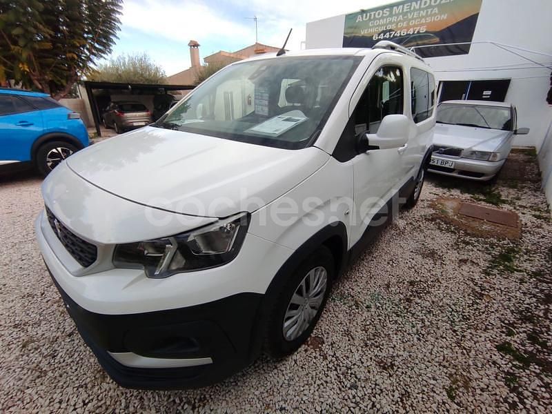 Usado Peugeot Rifter Active 75 CV (55 kW) 2019 Blanco Monovolumen