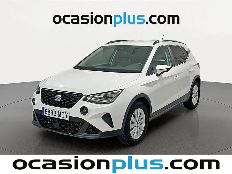 Usado Seat Arona Style 110 CV (80 kW) 2023 Blanco SUV