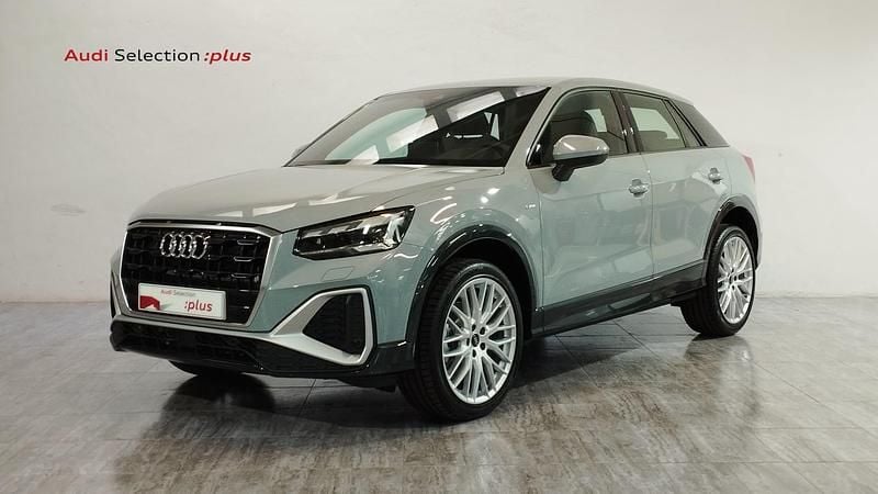 Nuevo Audi Q2 S-Line 150 CV (110 kW) 2025 Gris SUV