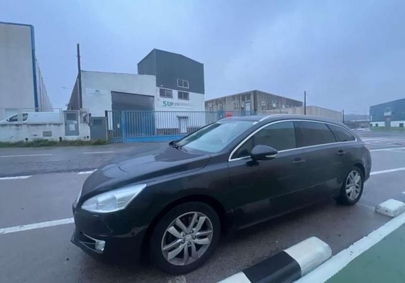 Usado Peugeot 508 SW Allure 156 CV (114 kW) 2012 Negro Familiar
