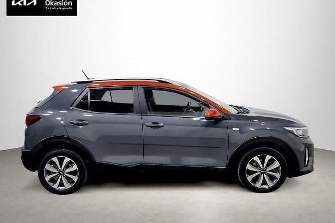Usado Kia Stonic 100 CV (73 kW) 2021 SUV