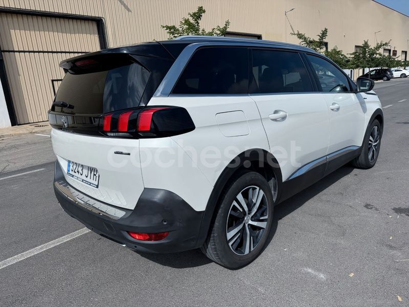 Usado Peugeot 5008 GT-line 150 CV (110 kW) 2017 Blanco Monovolumen