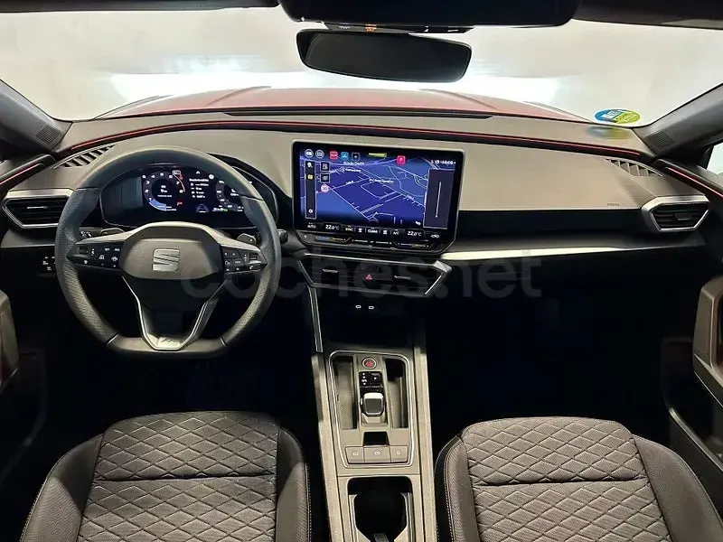 Nuevo Seat Leon Style 150 CV (110 kW) 2025 Blanco Familiar